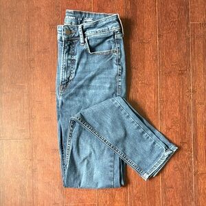 OLD NAVY Extra High Rise Rockstar Super Skinny Jeans